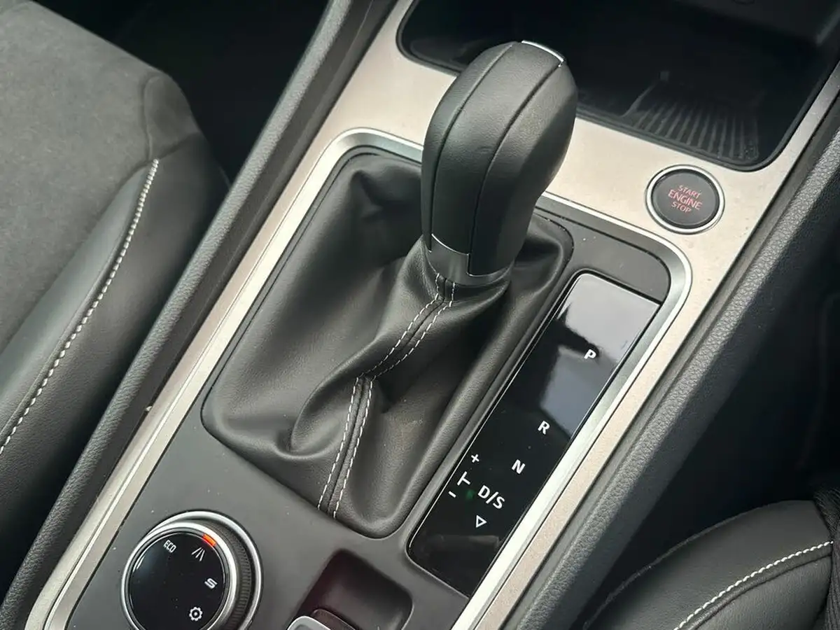 2024-seat-ateca-15-ecotsi-xperience-dsg-big-30