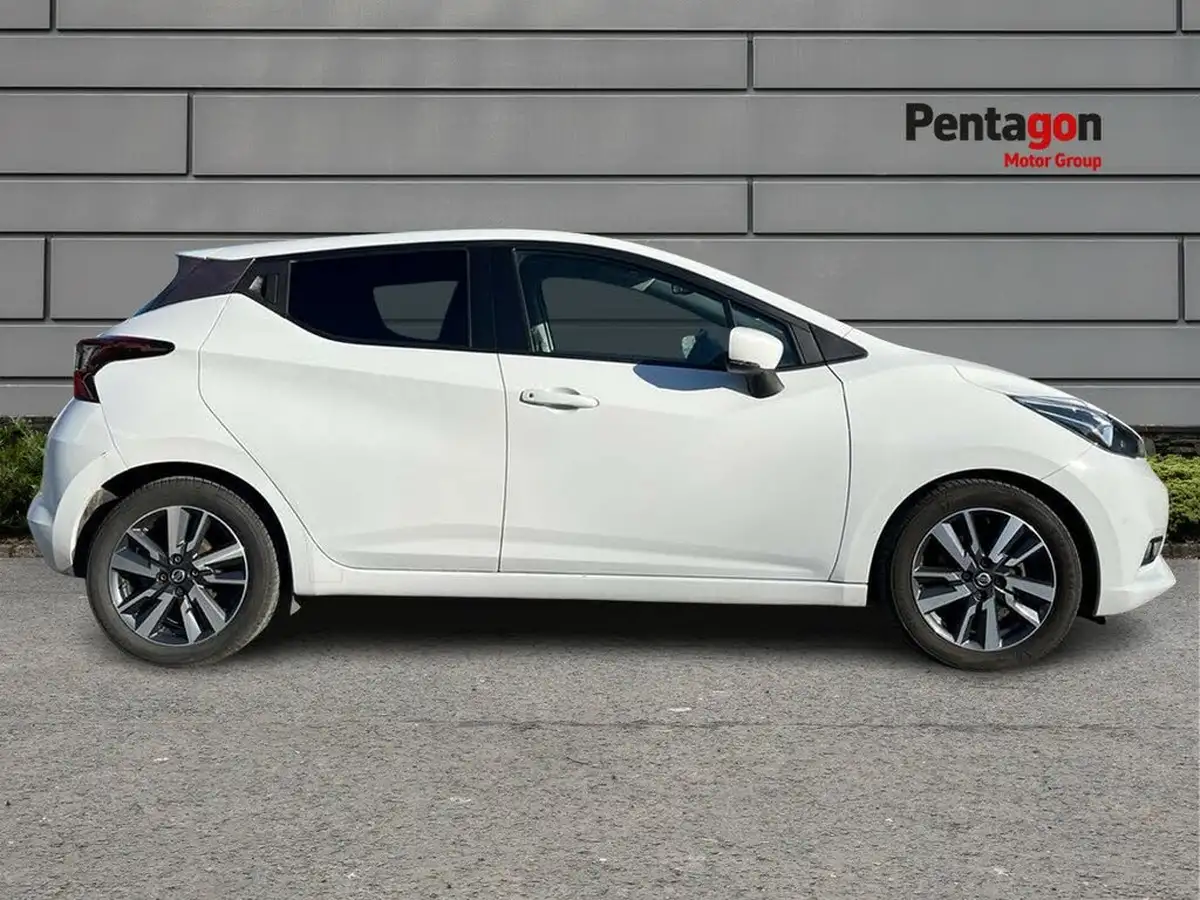 2018-nissan-micra-09-ig-t-n-connecta-big-10