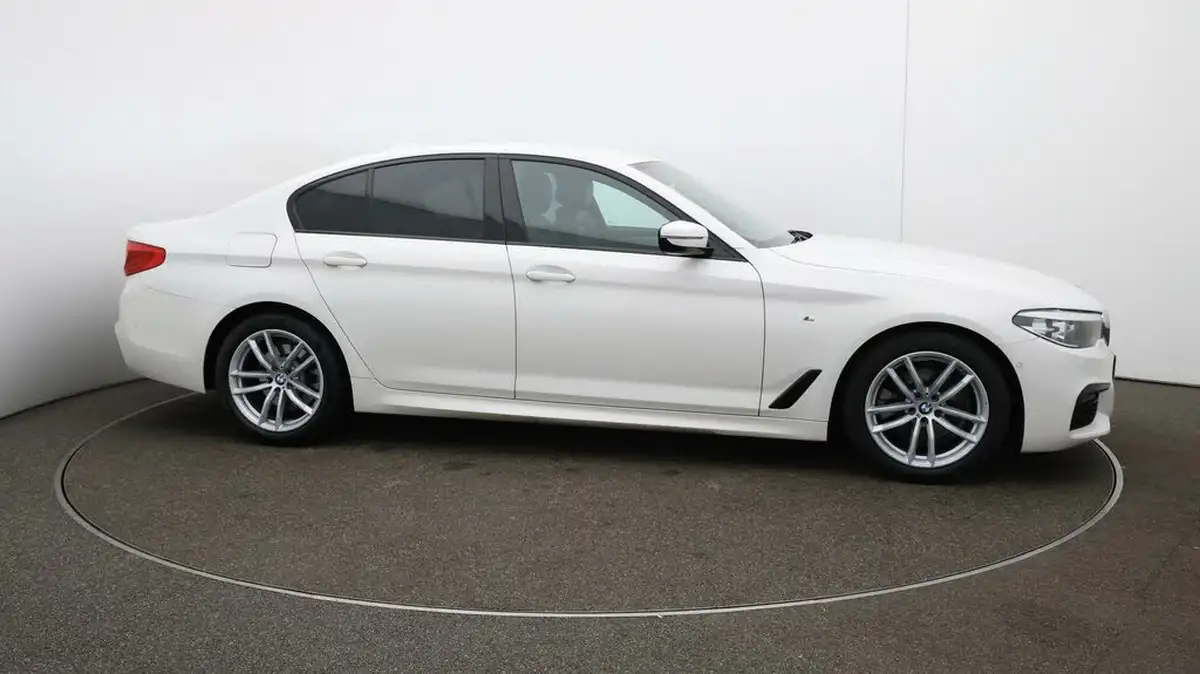 2020-bmw-5-series-20td-520d-m-sport-190ps-mht-saloon-4d-big-41
