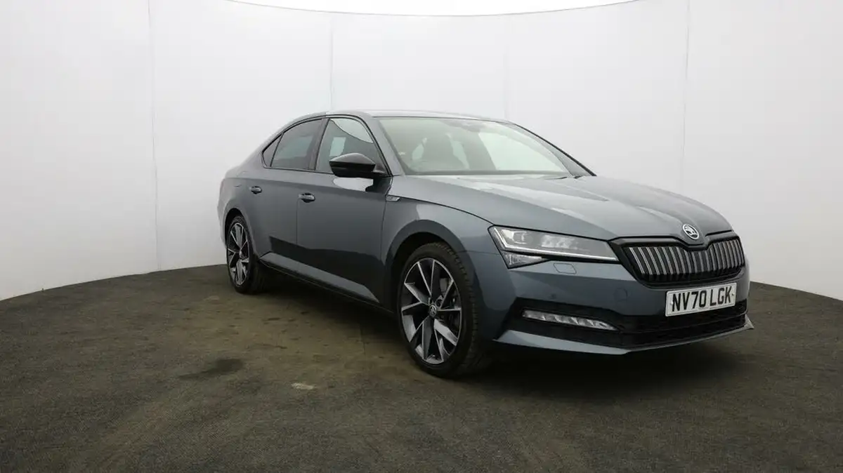 2020-skoda-superb-14-tsi-sportline-plus-hatchback-big-39
