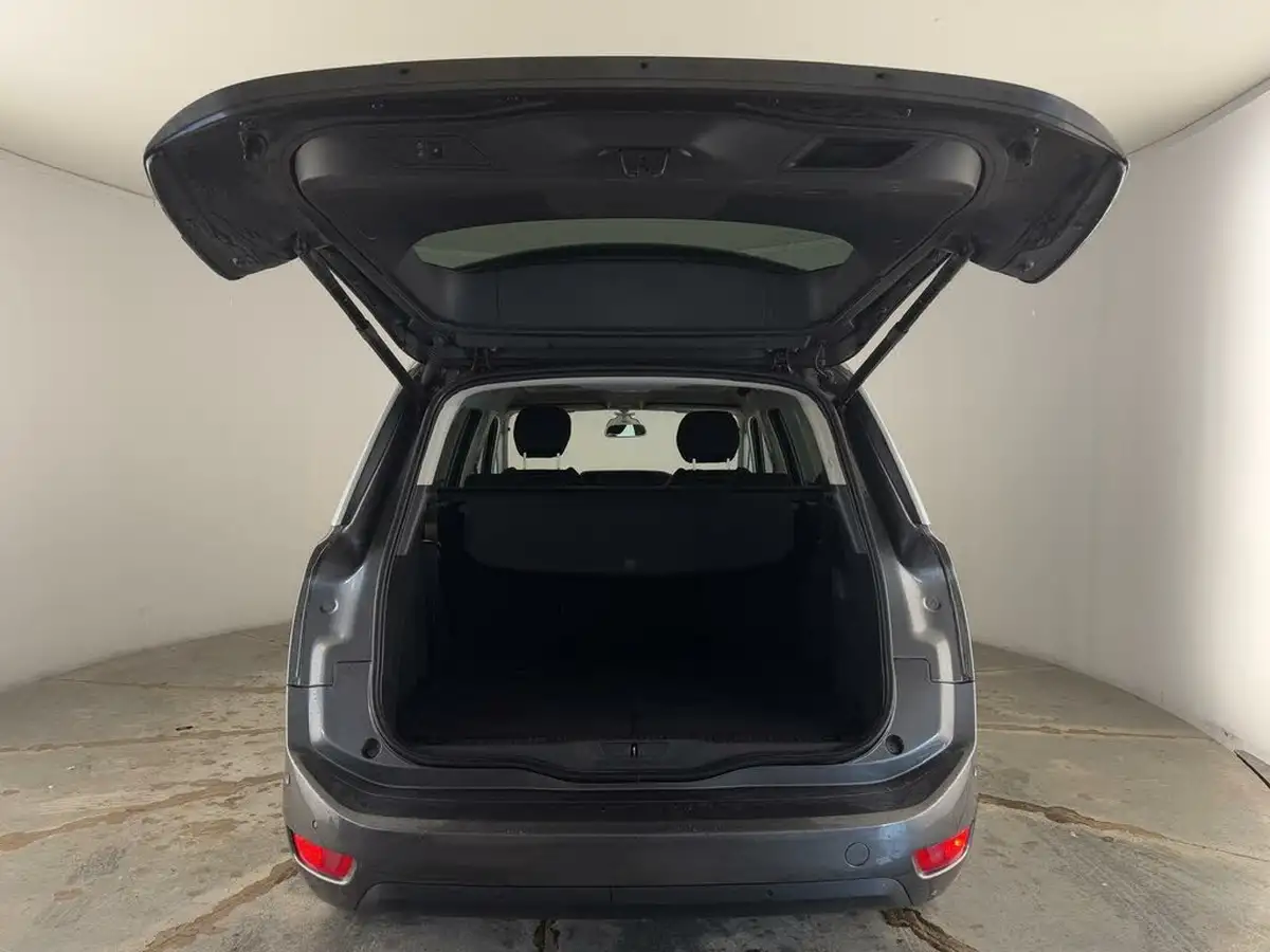 2019-citroen-grand-c4-spacetourer-12-puretech-flair-big-35