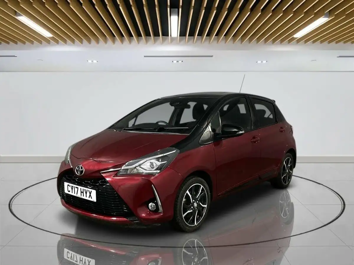 2017-toyota-yaris-15-vvt-i-red-bi-tone-1497cc-big-4