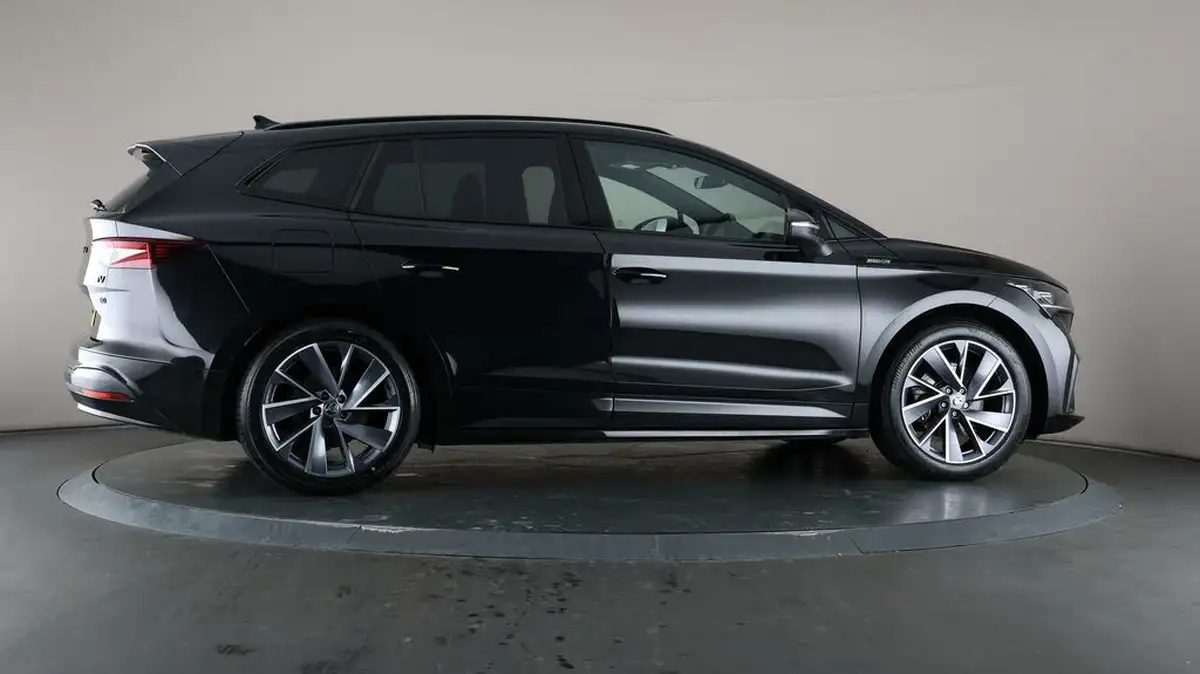 2023-skoda-enyaq-e-80-sportline-big-60