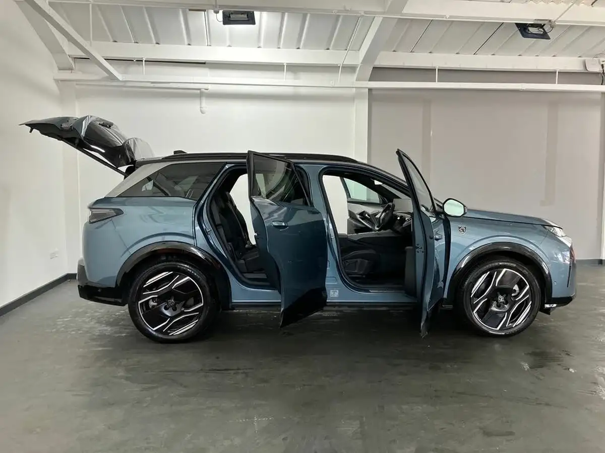 2024-peugeot-5008-suv-e-gt-big-50