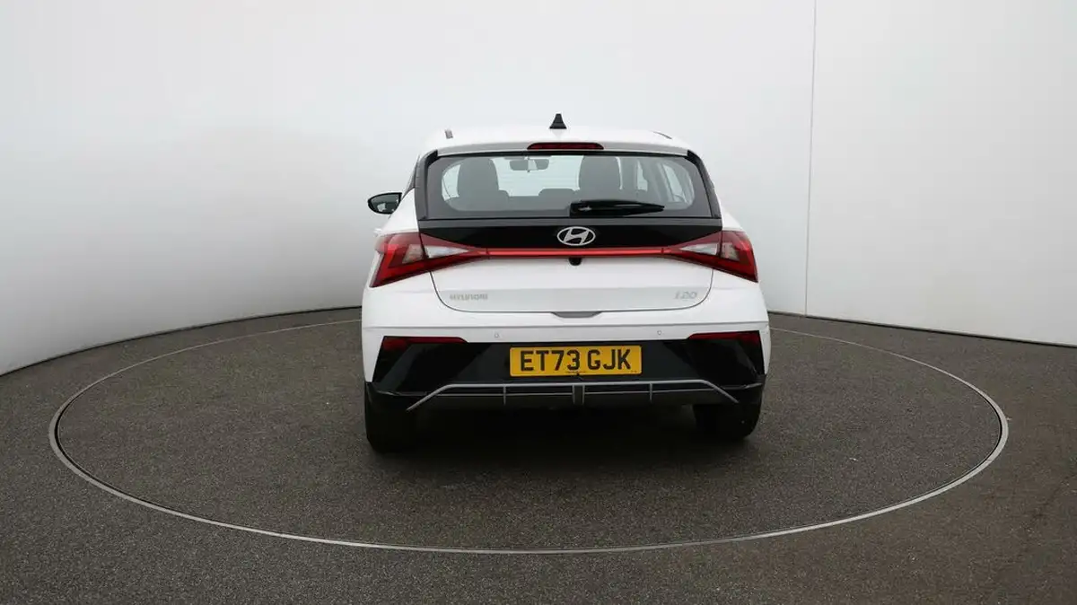 2024-hyundai-i20-10-t-gdi-advance-big-58