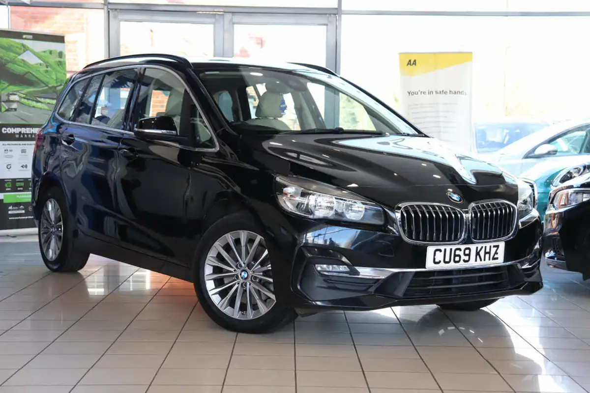 2019-bmw-2-series-20-220i-luxury-gran-big-0