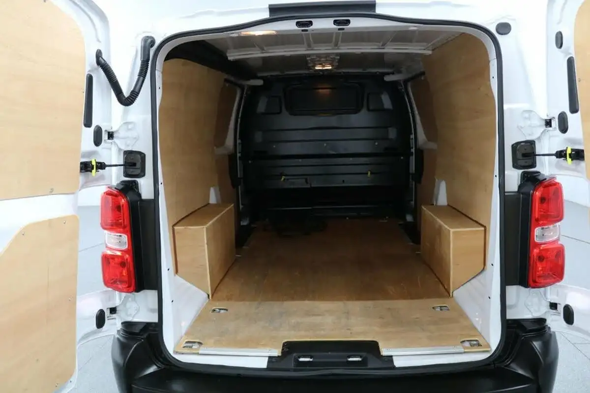 2021-peugeot-expert-e-professional-standard-75kwh-panel-big-17
