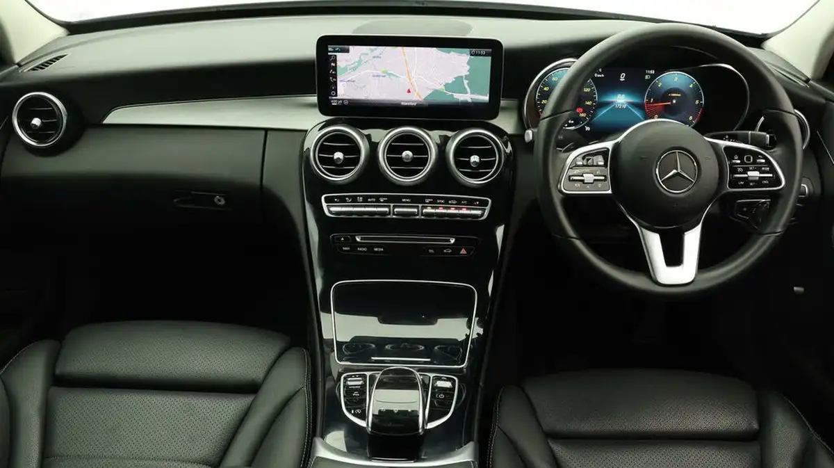 2018-mercedes-benz-c-class-20d-c220d-sport-premiumss-saloon-4d-big-13