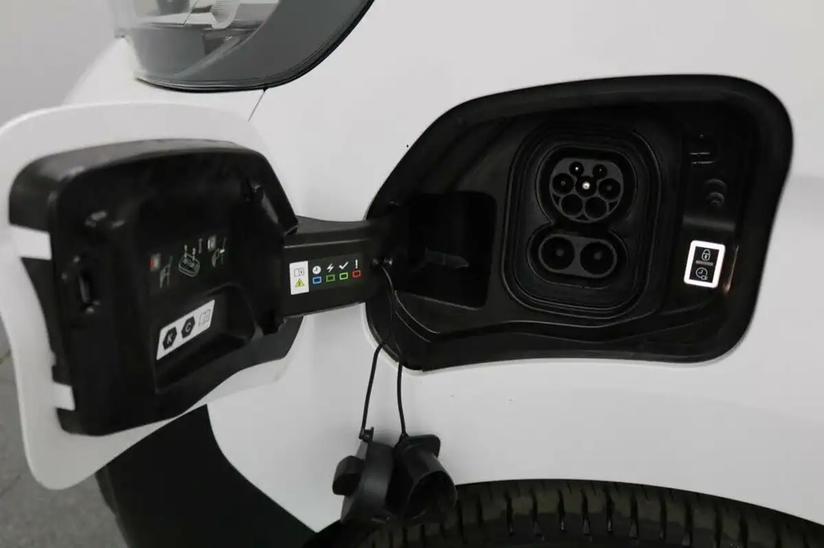 2021-peugeot-expert-e-professional-standard-75kwh-panel-big-65