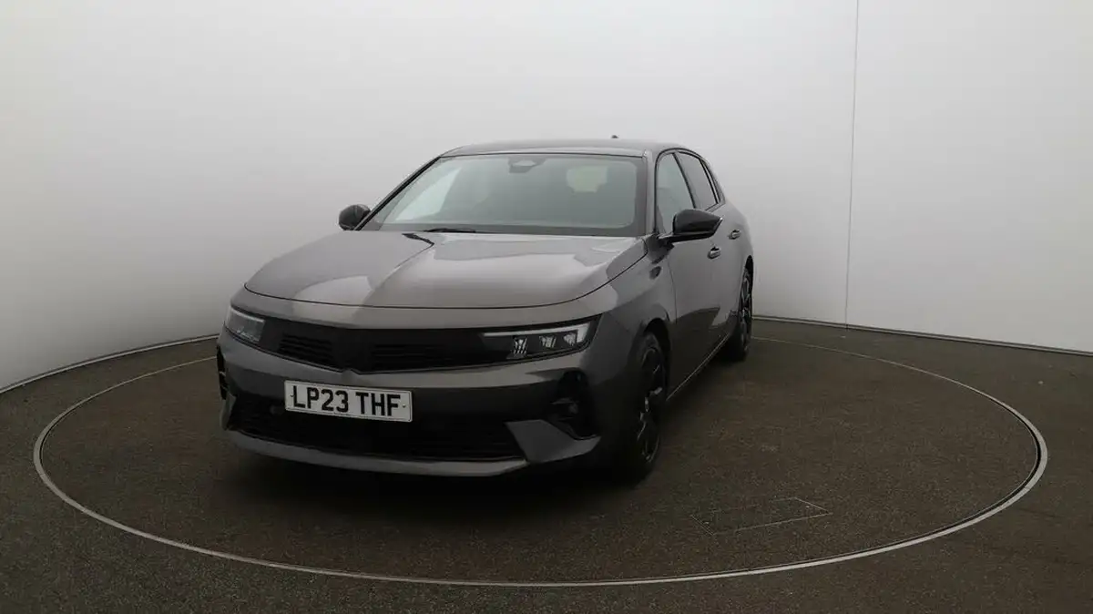 2023-vauxhall-astra-12-turbo-gs-hatchback-auto-big-35