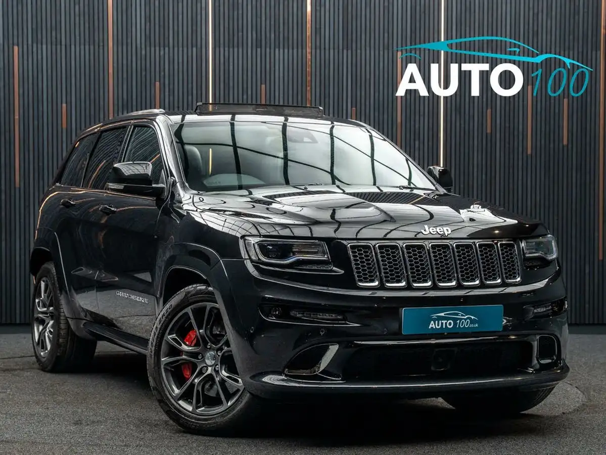 2017-jeep-grand-cherokee-64-hemi-srt-big-0