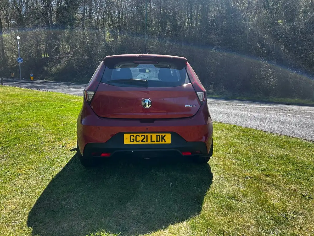 2021-mg-mg3-15-vti-tech-exclusive-nav-big-3