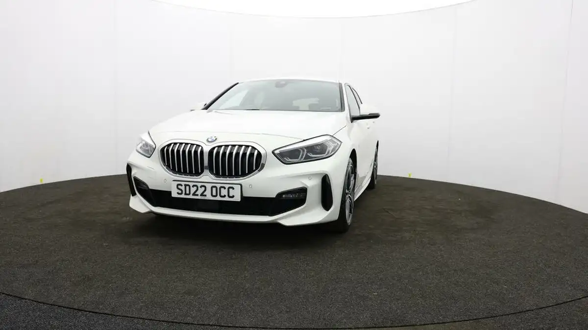 2022-bmw-1-series-15-118i-m-sport-lcp-big-55