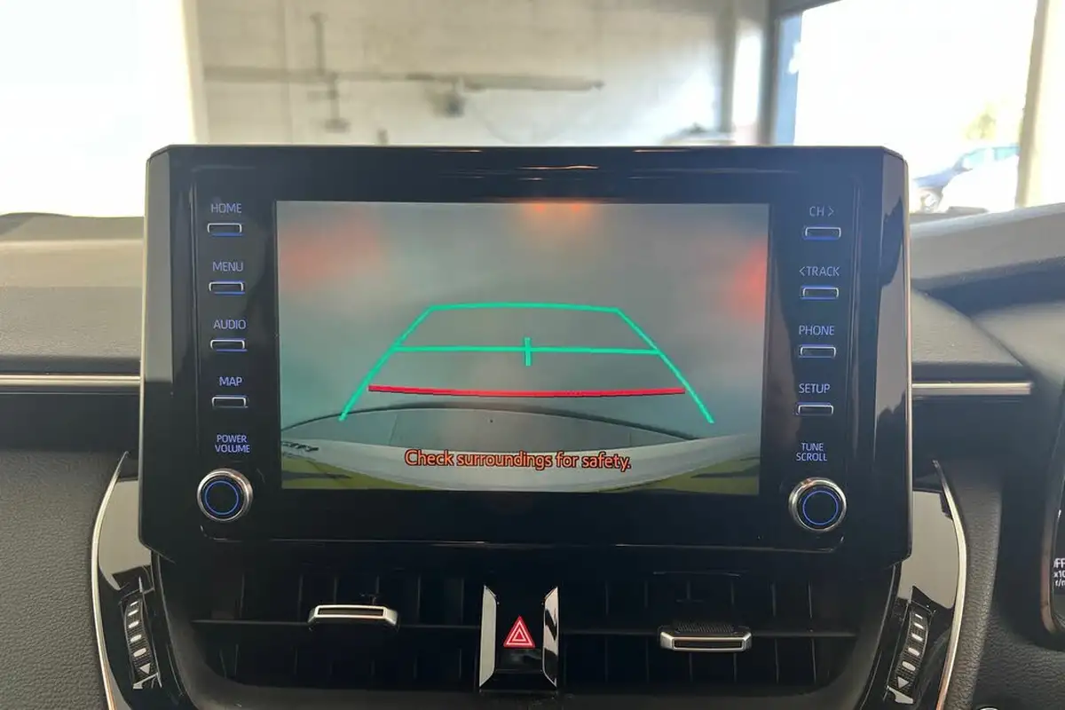 2020-toyota-corolla-20-vvt-i-design-spare-wheel-touring-sports-big-15
