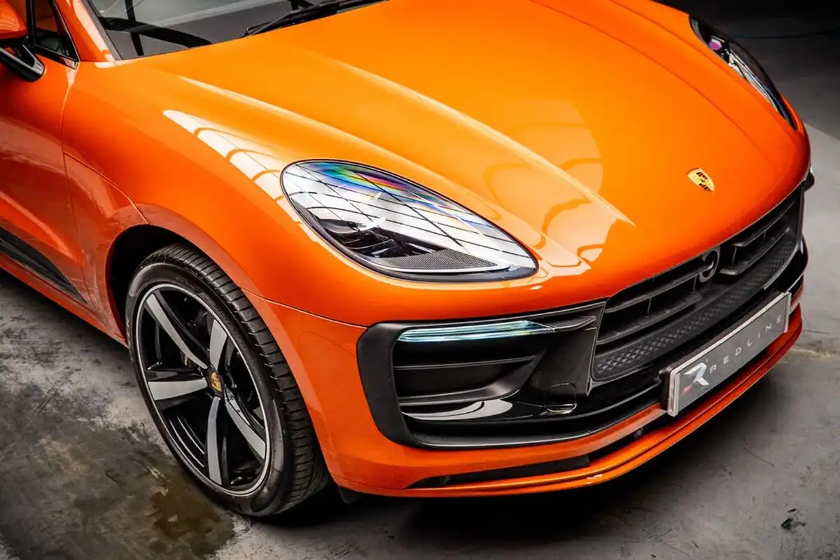 2023-porsche-macan-20-big-10