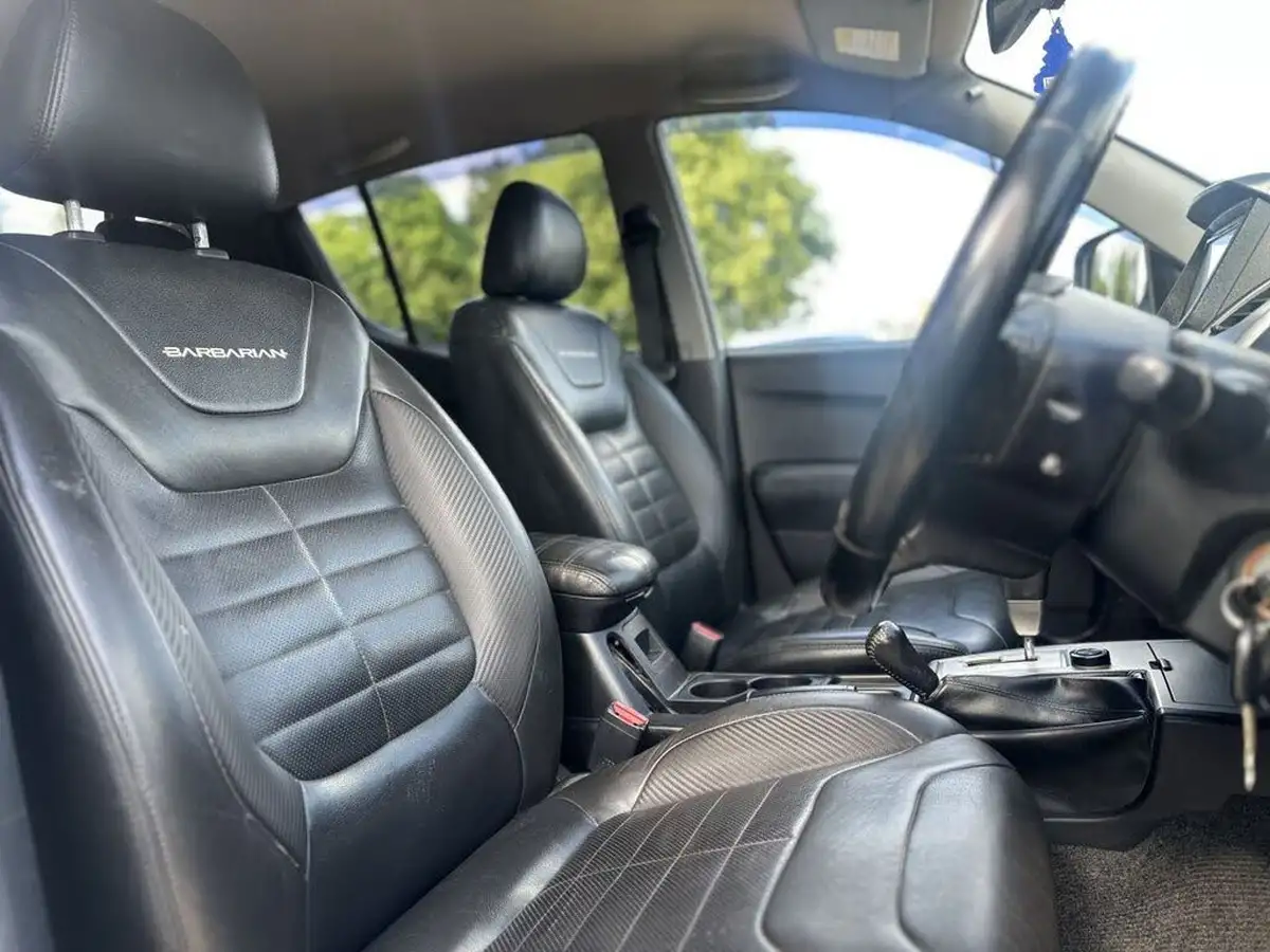 2015-mitsubishi-l200-25td-barbarian-auto-big-13
