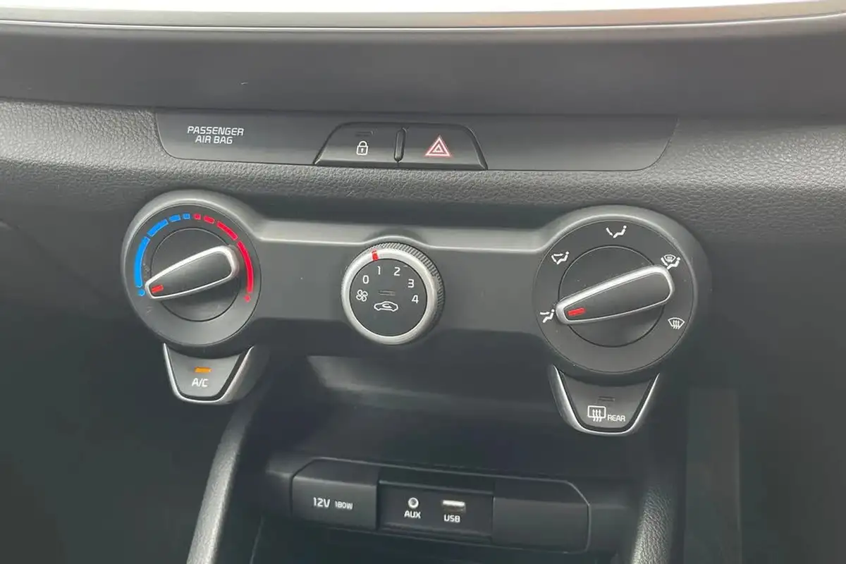 2019-kia-stonic-10-t-gdi-2-big-21