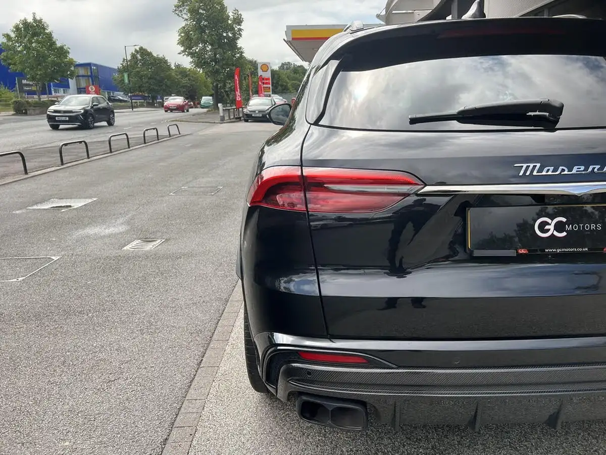 2023-maserati-grecale-30-trofeo-big-56
