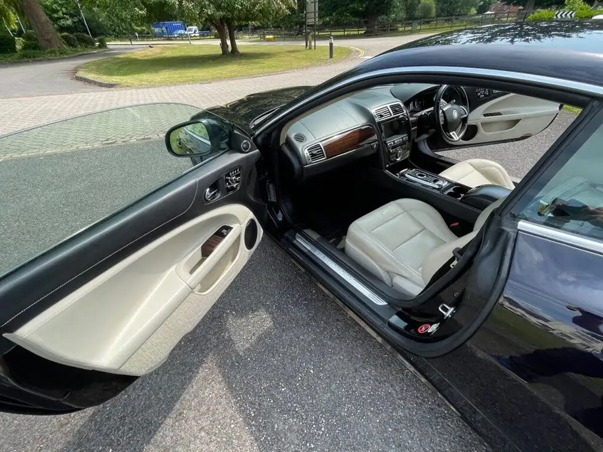 2012-jaguar-xk-50-portfolio-coupe-auto-big-19