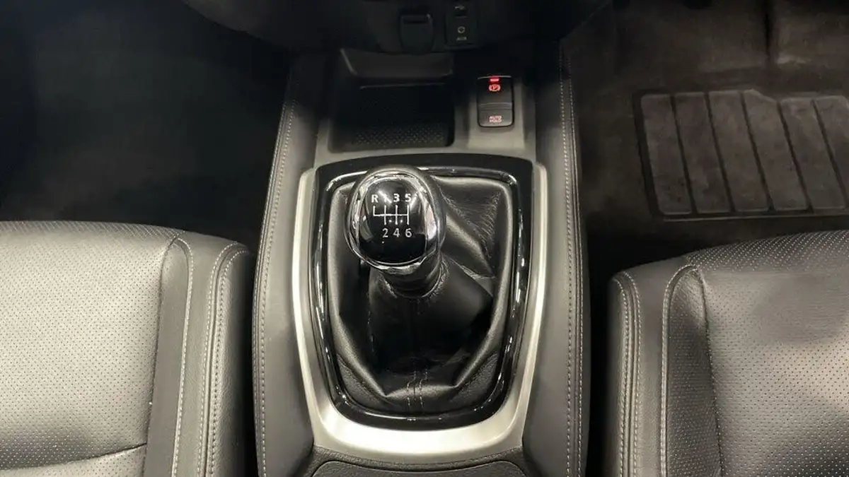 2019-nissan-x-trail-17dci-tekna-5-seat-big-19