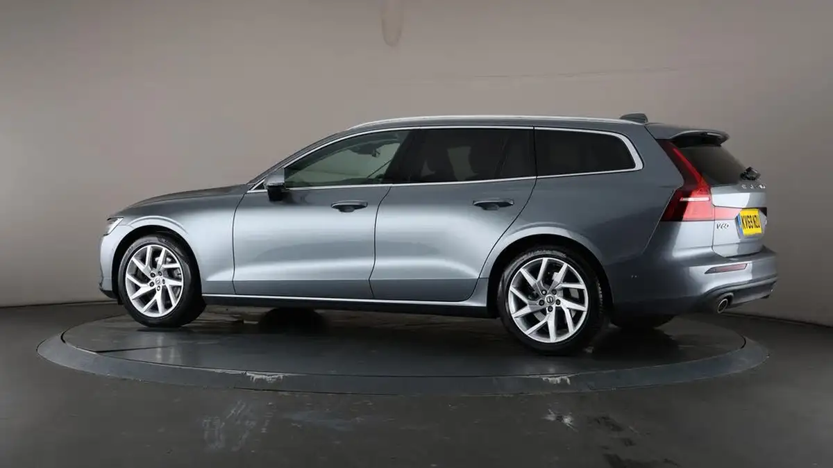 2019-volvo-v60-20-t5-momentum-plus-big-76