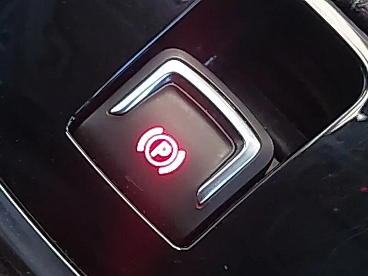 2019-vauxhall-grandland-x-12-se-ss-big-15