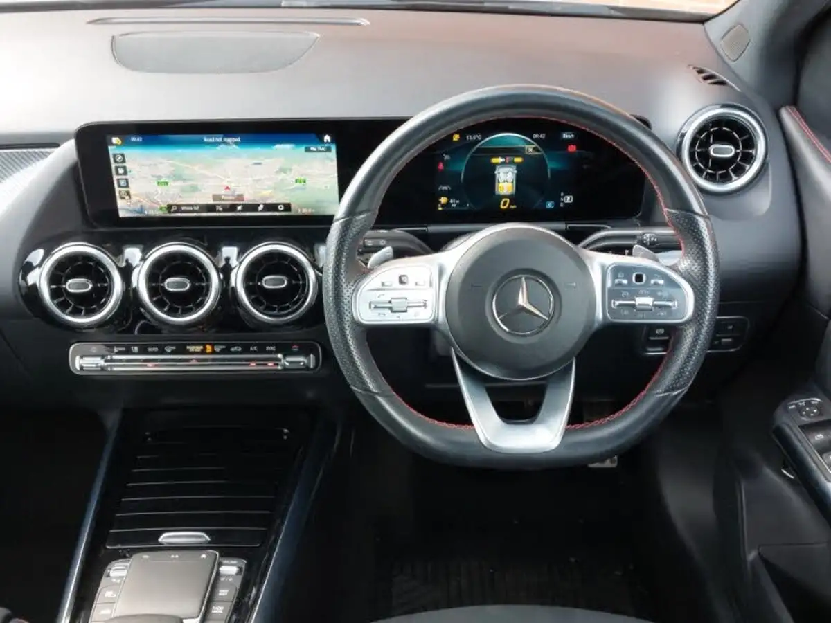 2021-mercedes-benz-b-class-13-b200-amg-line-executive-big-6