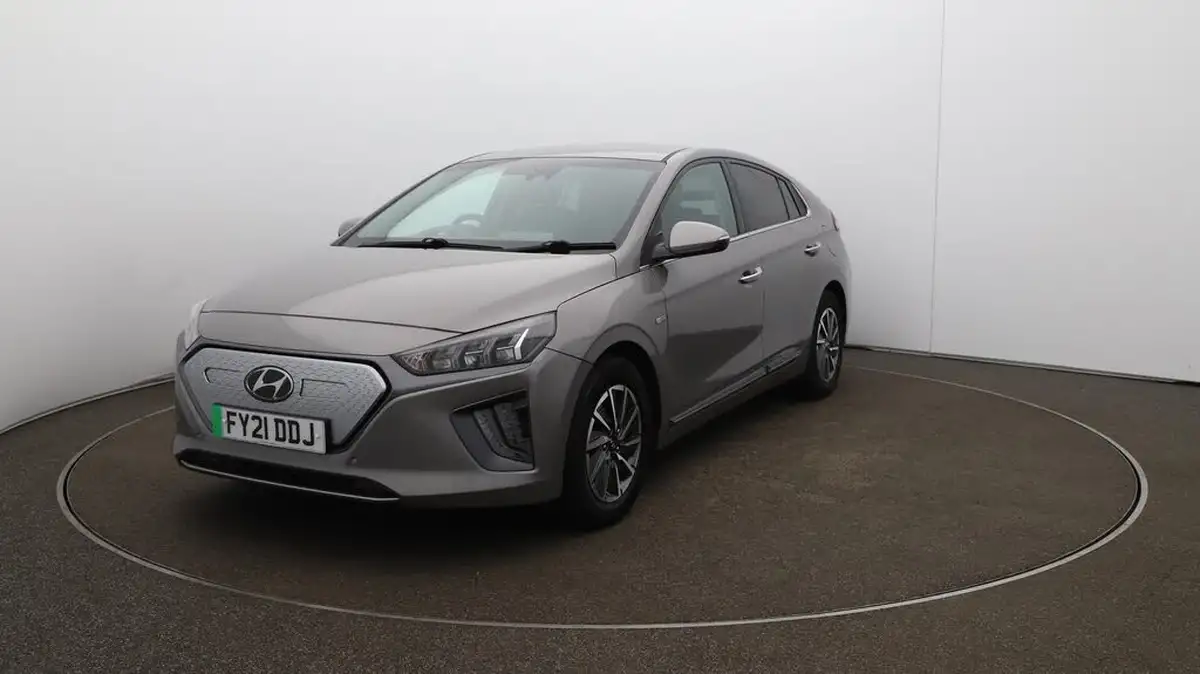 2021-hyundai-ioniq-e-premium-se-electric-100kw-big-37