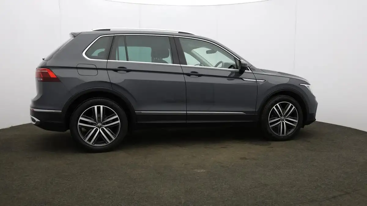 2020-volkswagen-tiguan-15-tsi-elegance-big-31