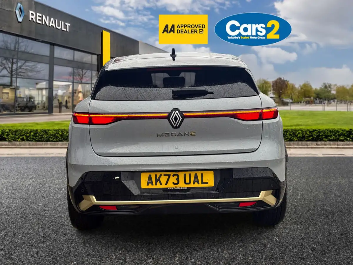 2023-renault-megane-e-tech-e-launch-edition-big-4