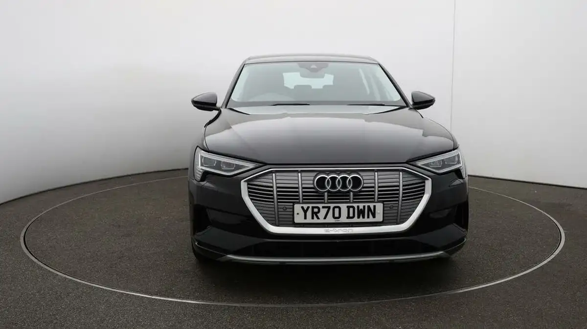 2020-audi-e-tron-50e-technik-big-42