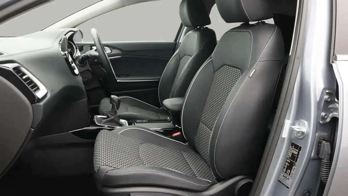 2022-kia-xceed-15-t-gdi-3-big-14