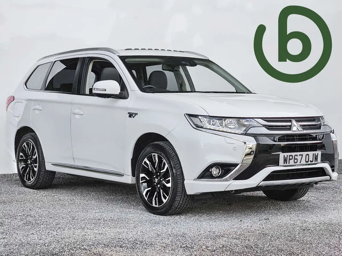 2017-mitsubishi-outlander-20-4hs-phev-5st-big-0