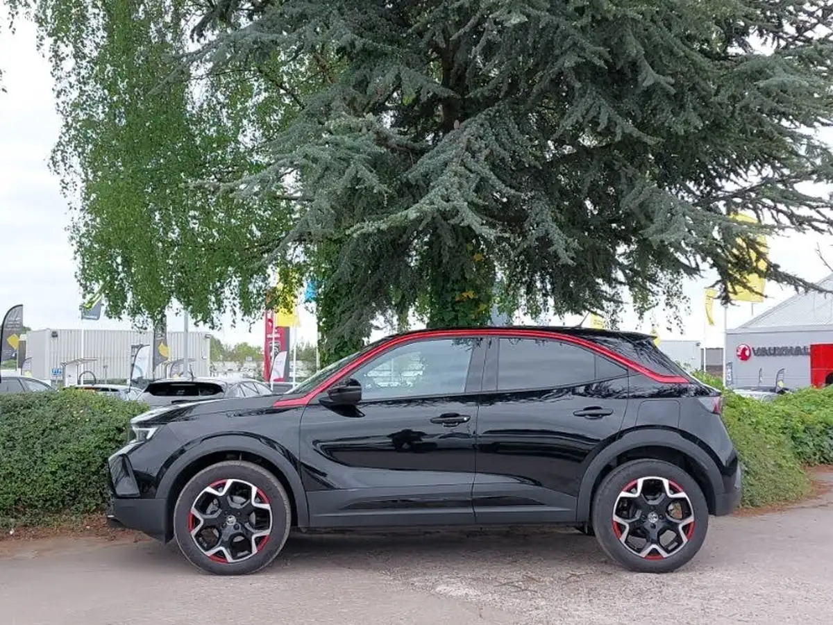 2024-vauxhall-mokka-12-gs-136ps-big-3