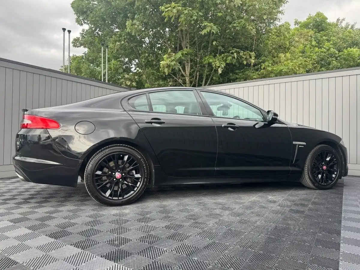 2014-jaguar-xf-22td-r-sport-200ps-saloon-4d-big-36