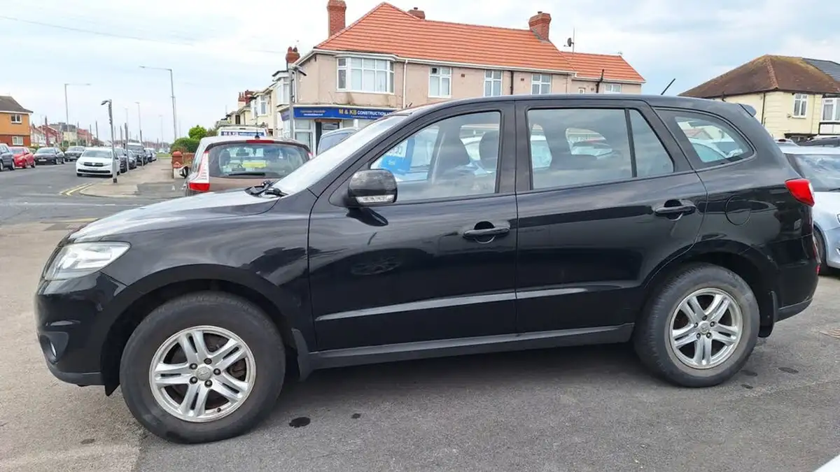 2010-hyundai-santa-fe-22td-style-7st-auto-big-8