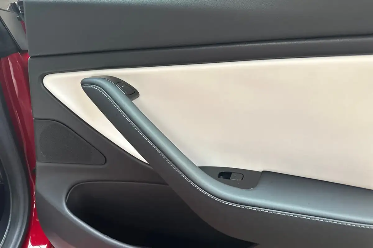 2019-tesla-model-3-e-4x4-performance-pack-big-25