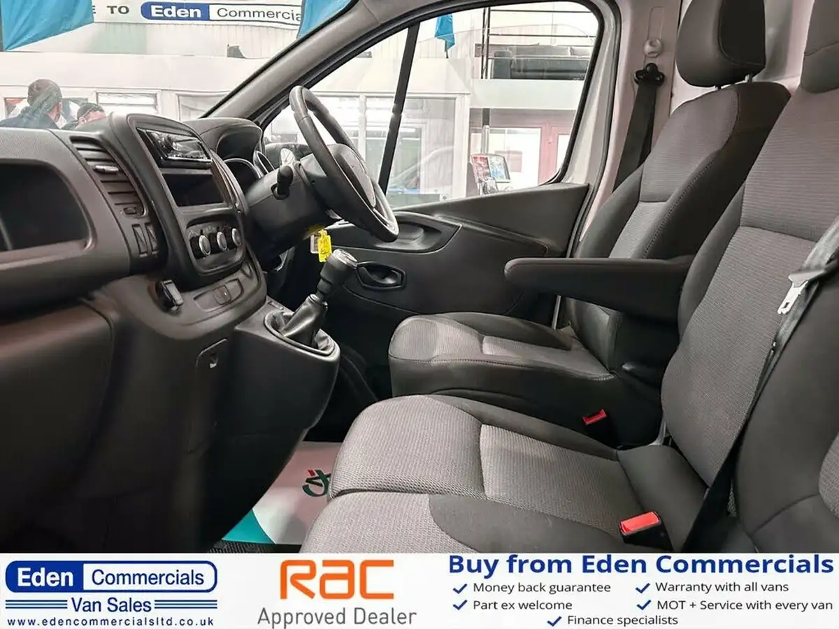 2021-renault-trafic-20dci-ll30-energy-120-business-panel-big-12