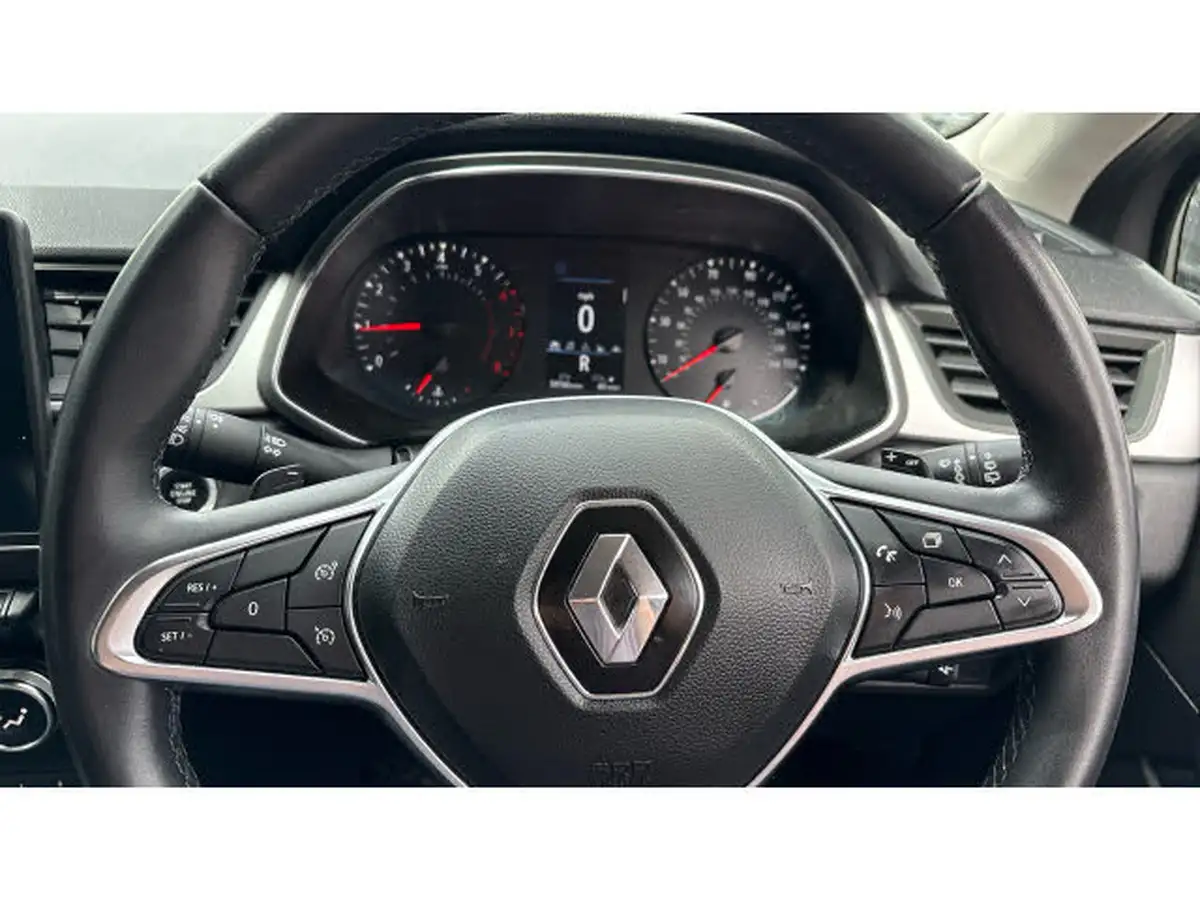 2021-renault-captur-13-tce-iconic-130bhp-edc-auto-big-29