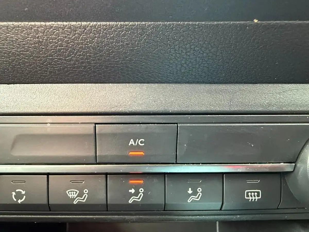 2022-citroen-berlingo-15bluehdi-feel-xl-size-100ps-big-8