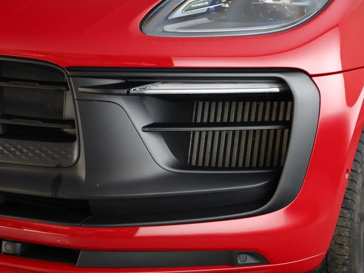 2022-porsche-macan-29-v6-gts-big-47