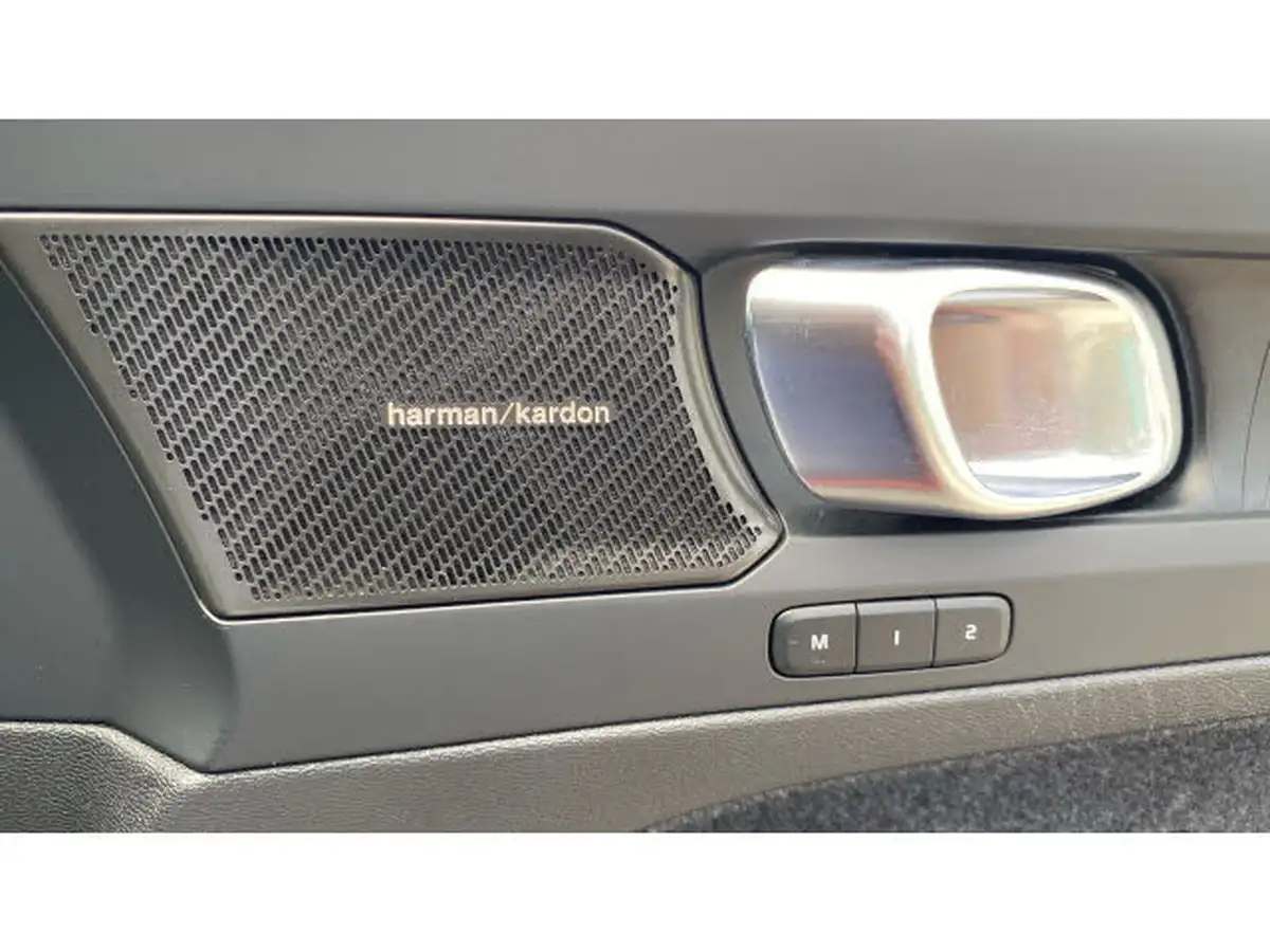 2023-volvo-xc40-15-t5-ultimate-bright-big-42