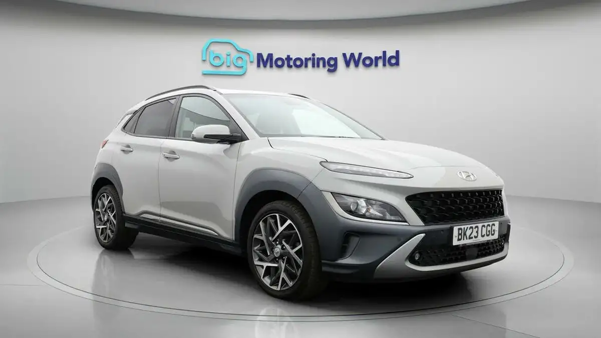 2023-hyundai-kona-16-gdi-premium-big-1