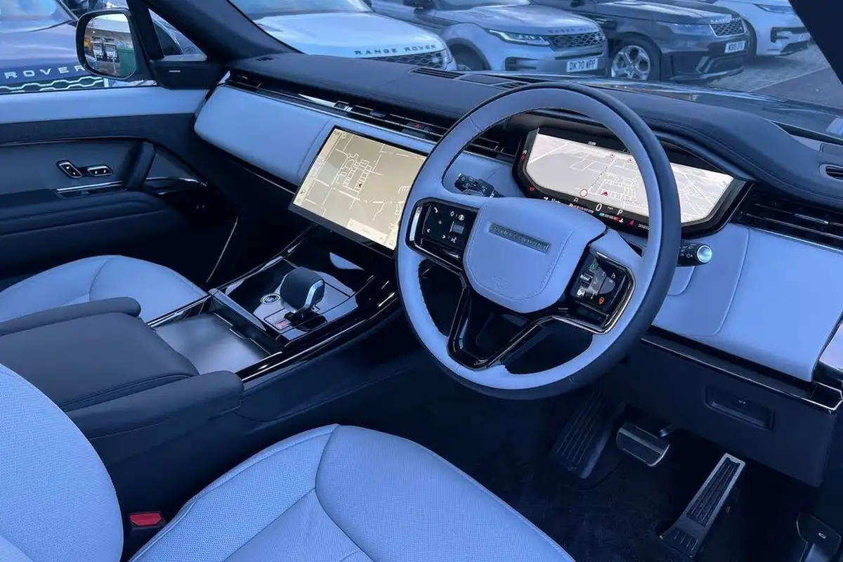 2025-land-rover-range-rover-sport-30-d300-dynamic-se-big-41