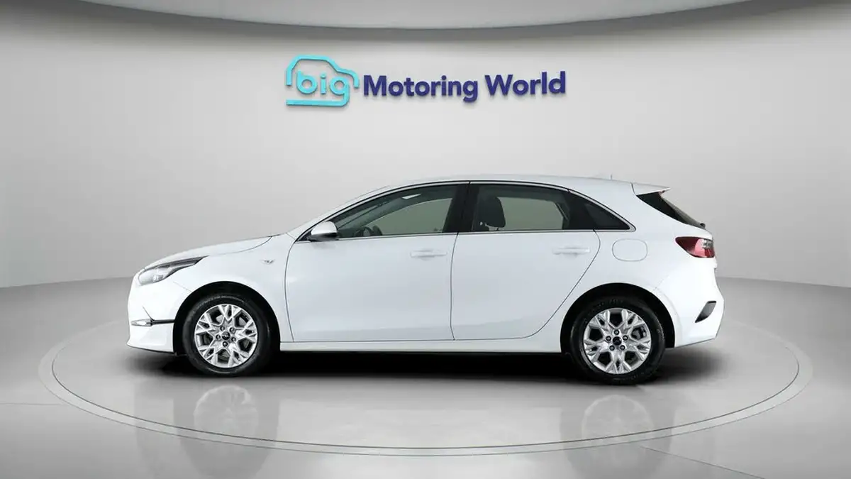 2021-kia-ceed-10-t-gdi-2-hatchback-big-3