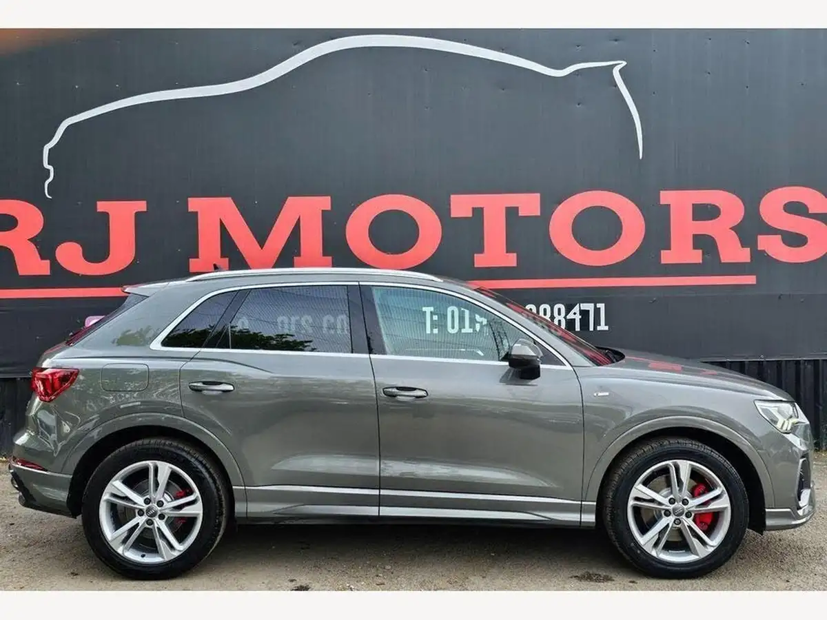 2019-audi-q3-20-40-tfsi-s-line-big-18