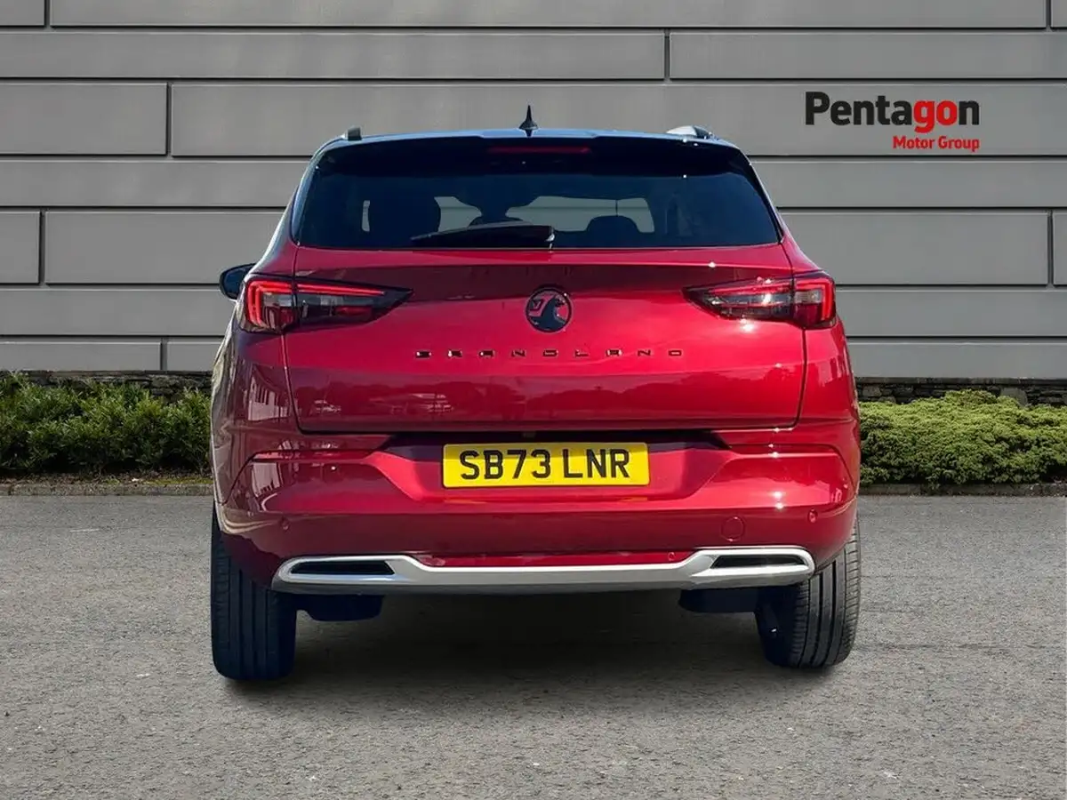2023-vauxhall-grandland-12-ultimate-130ps-big-13