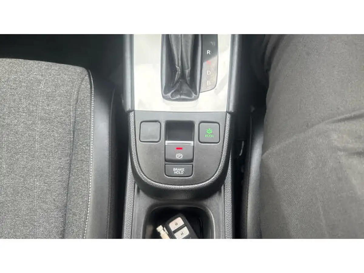 2022-honda-jazz-15-i-mmd-sr-109ps-big-18