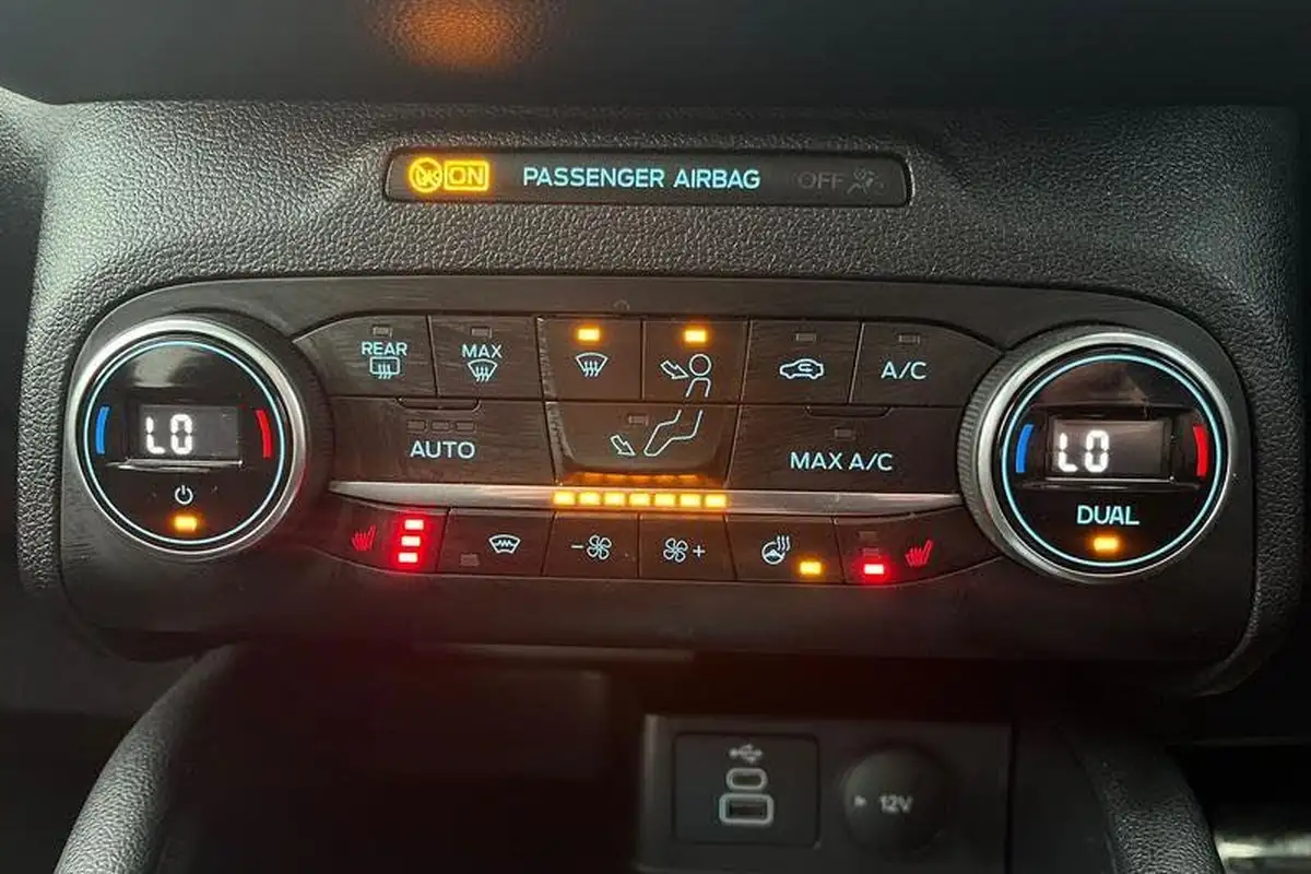 2022-ford-kuga-25t-st-line-x-edition-225ps-phev-big-26