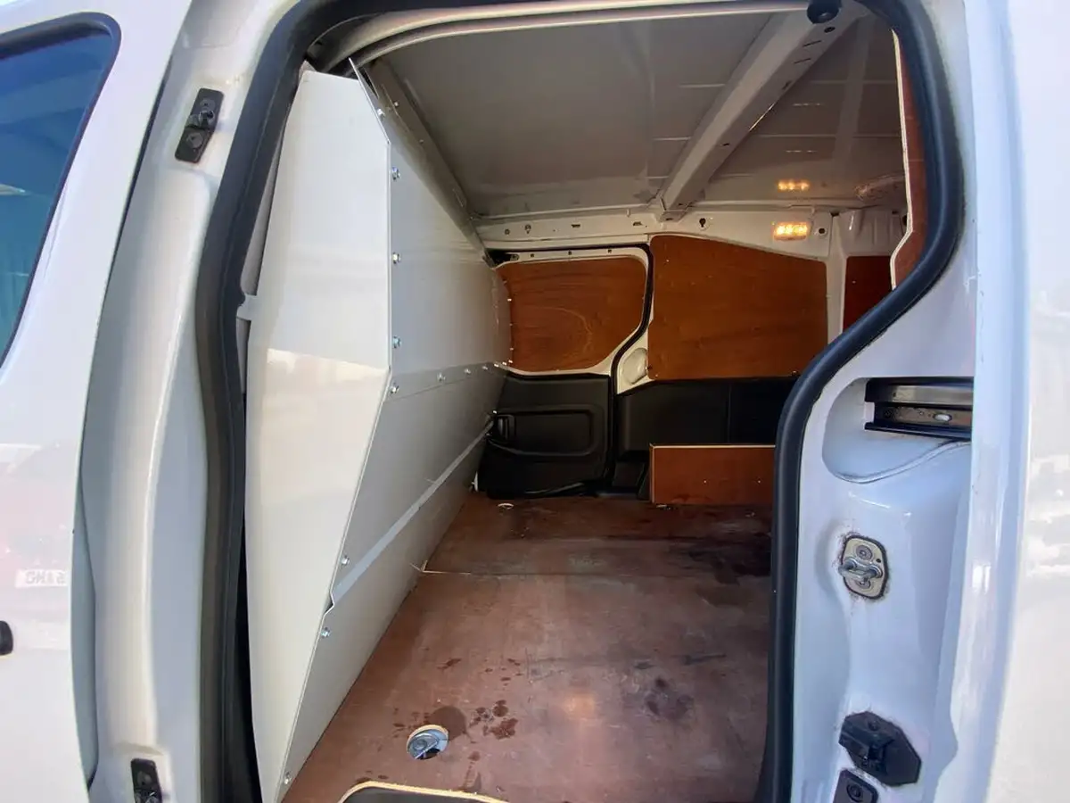 2017-citroen-berlingo-16td-l2-750-lx-16bluehdi-100eu6-ss-panel-big-44